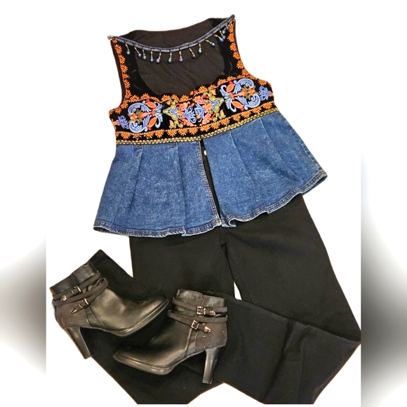 HANDMADE~UPCYCLED by ☆OKDco. VELVETEEN EMBROIDERED PARTY TOP!❤️SZ-MED - Picture 1 of 14